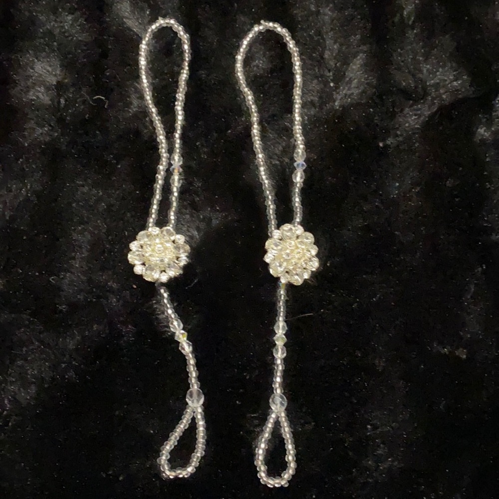 Silver bedazzled foot jewelry